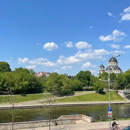 A Cozy Apartment With A Wonderful View Of The River In The Old Town Of VNO Exterior foto