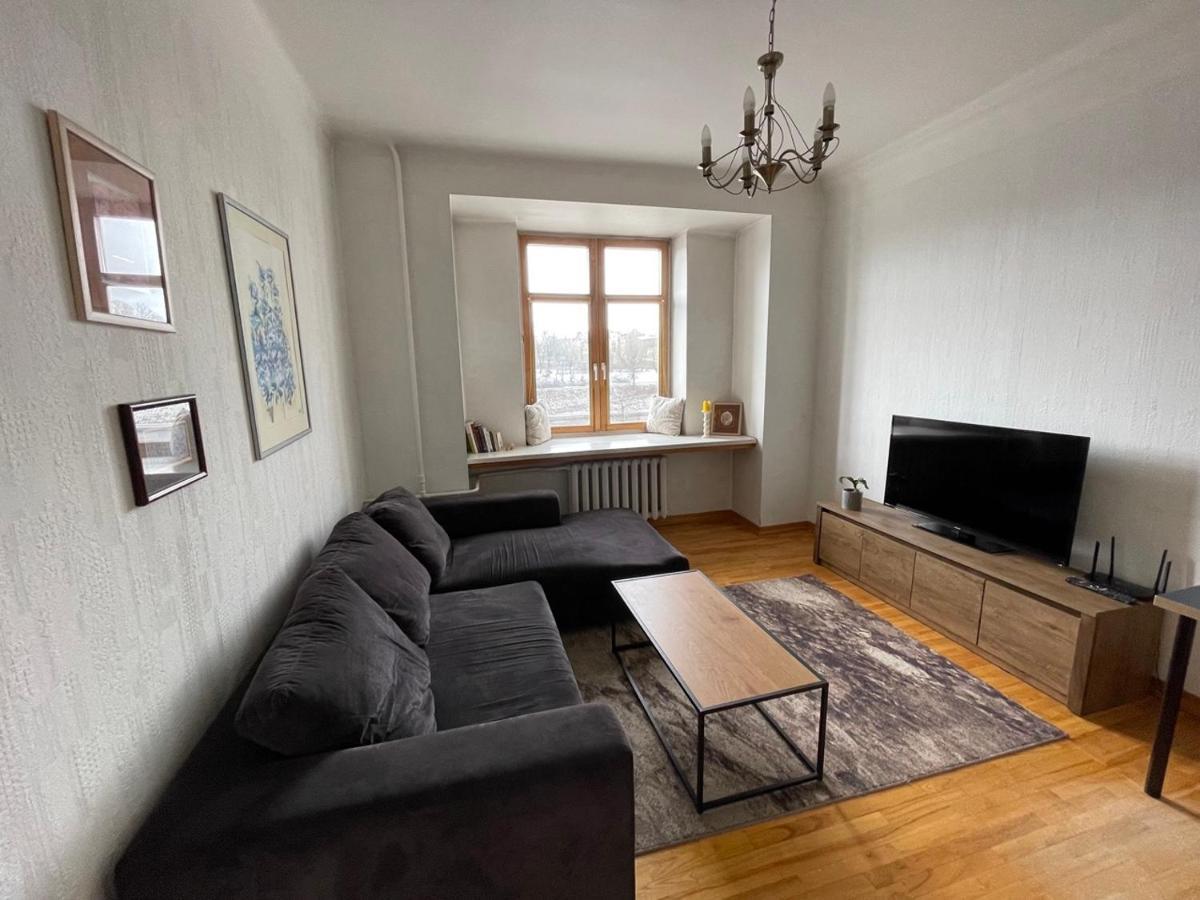 A Cozy Apartment With A Wonderful View Of The River In The Old Town Of VNO Exterior foto