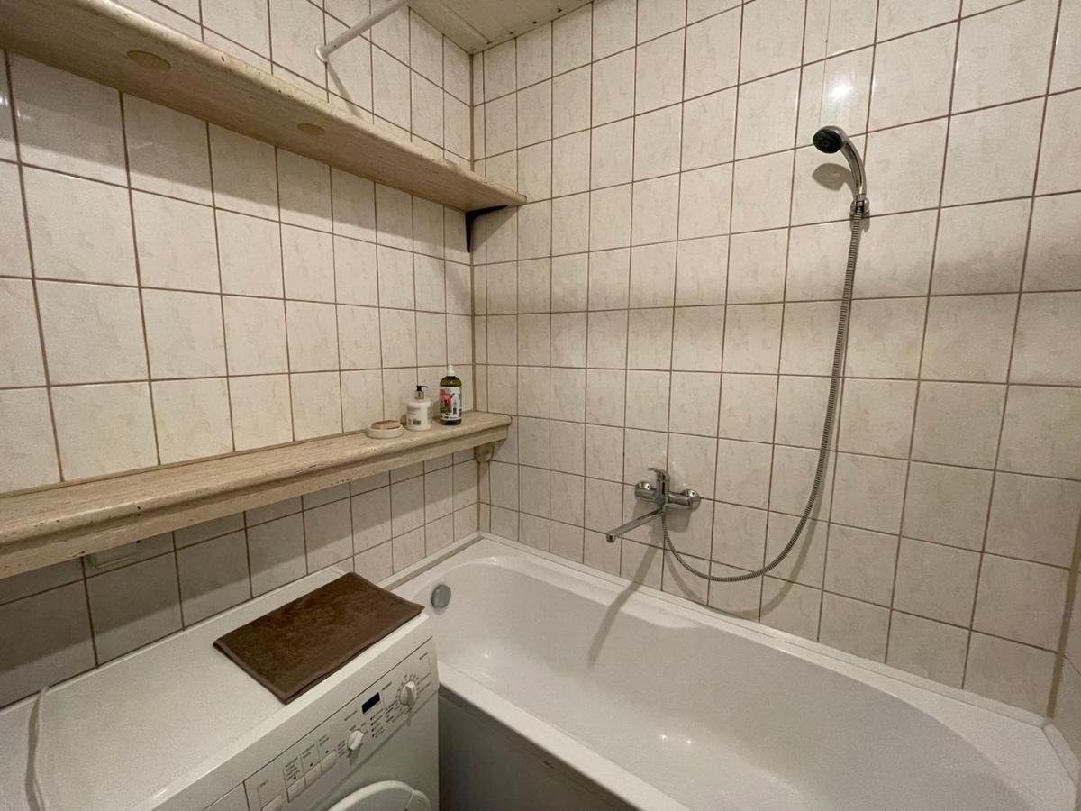 A Cozy Apartment With A Wonderful View Of The River In The Old Town Of VNO Exterior foto